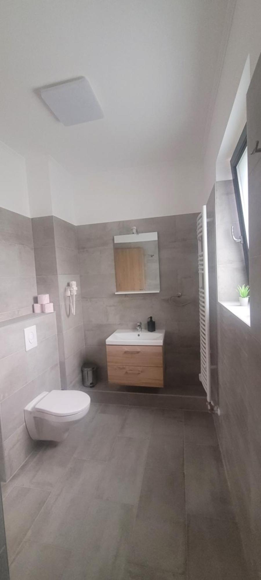 Csaladi Kikoeto Apartman Gyula Kültér fotó
