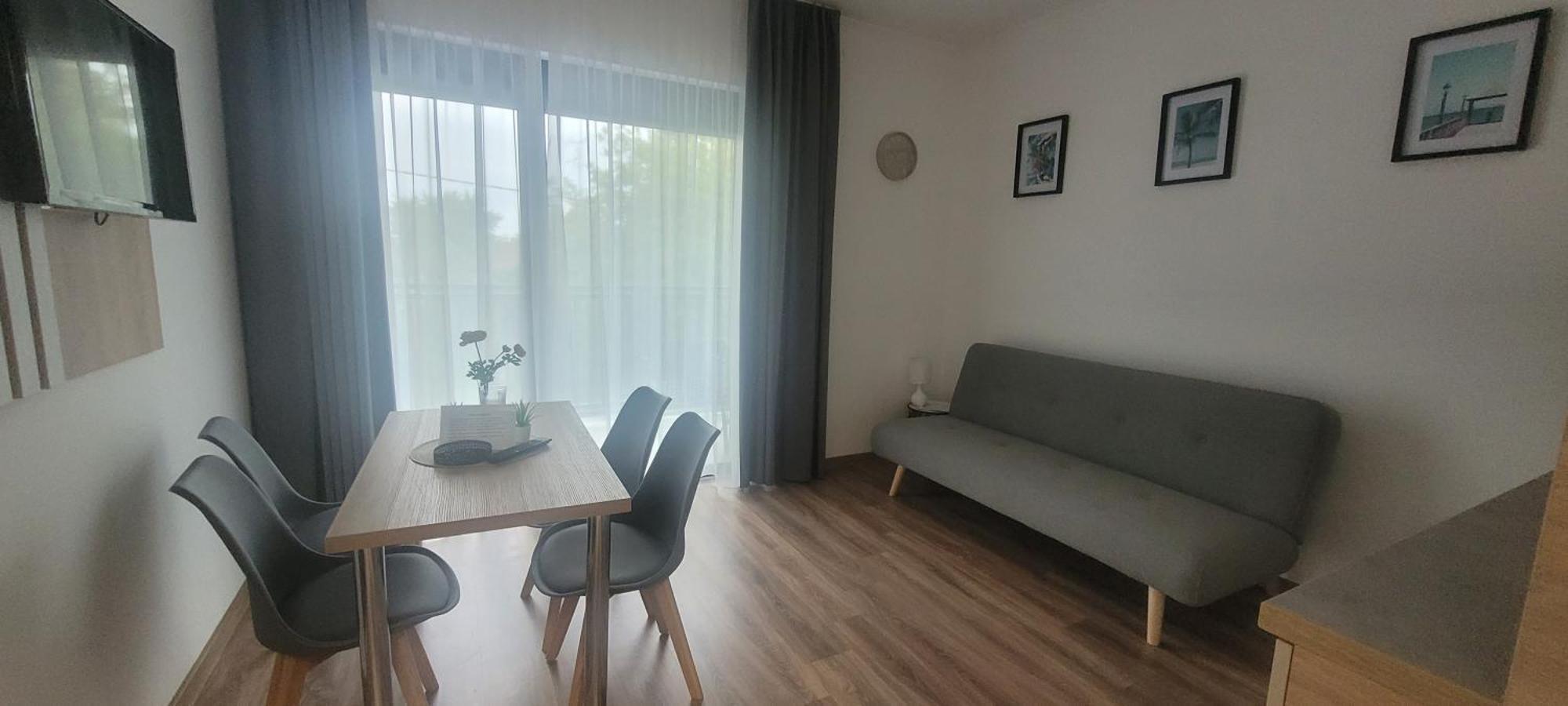 Csaladi Kikoeto Apartman Gyula Kültér fotó